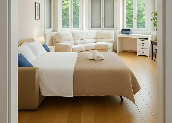 Bergamoinhouse Airport Pensionat